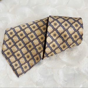 Geoffrey Beene Gold Gray Blue Preppy Mens Silk Tie Wedding